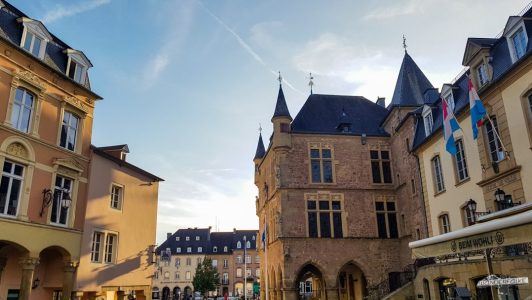 Echternach Innenstadt Wanderfalkeonline