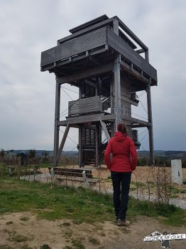Aussichtsturm Wenden Sauerland Wandern Wanderfalke Online Wanderblog Härtetest Maier Sports